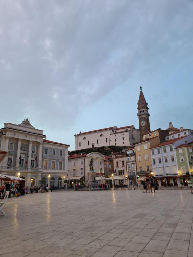 Apartmaji Mila Piran Exterior foto